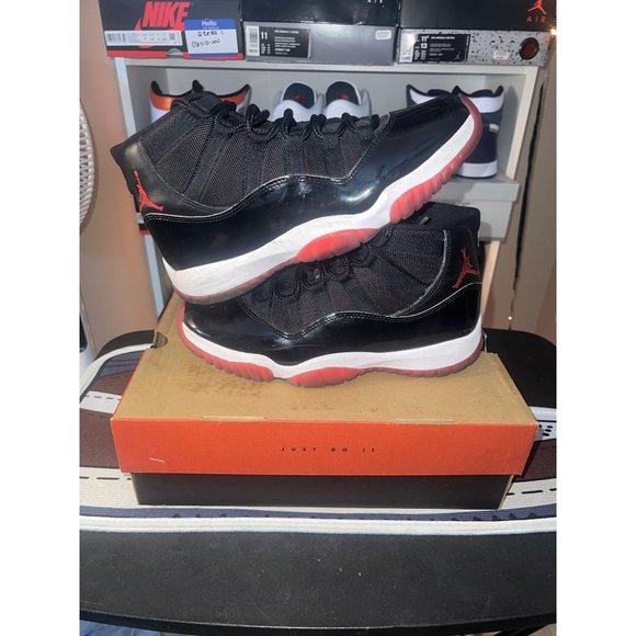 Preloved Jordan Retro 11 Bred SZ9 - Picture 6 of 16